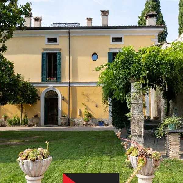 Corte Pozzol, Hotel in Rivoli Veronese