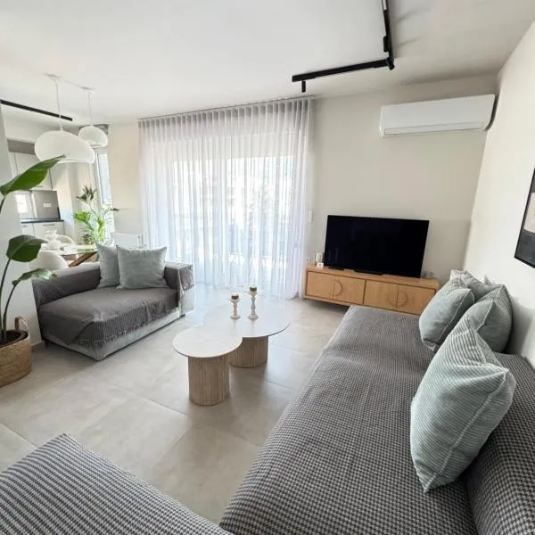 VOLOS Luxury Suite Pnoẽs with PRIVATE PARKING, hotel a Volos