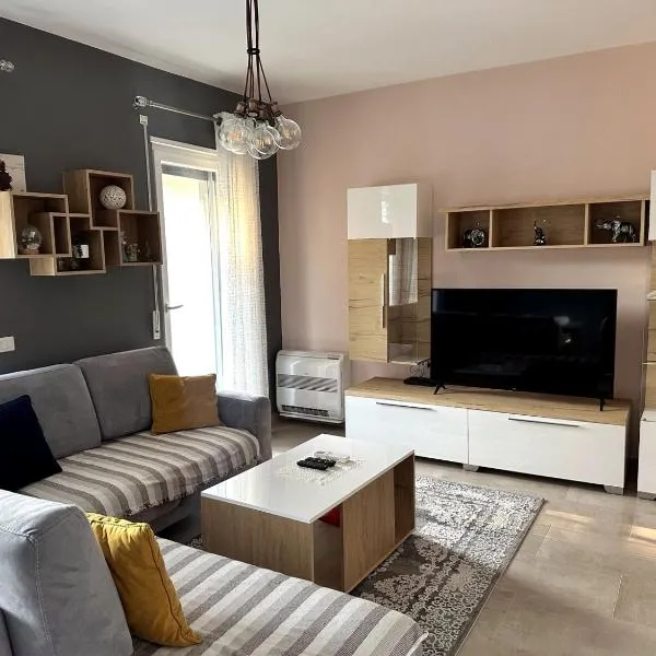 White Sand Apartment Valamar 2 Bedroom Balcony Parking, hotel em Durrës