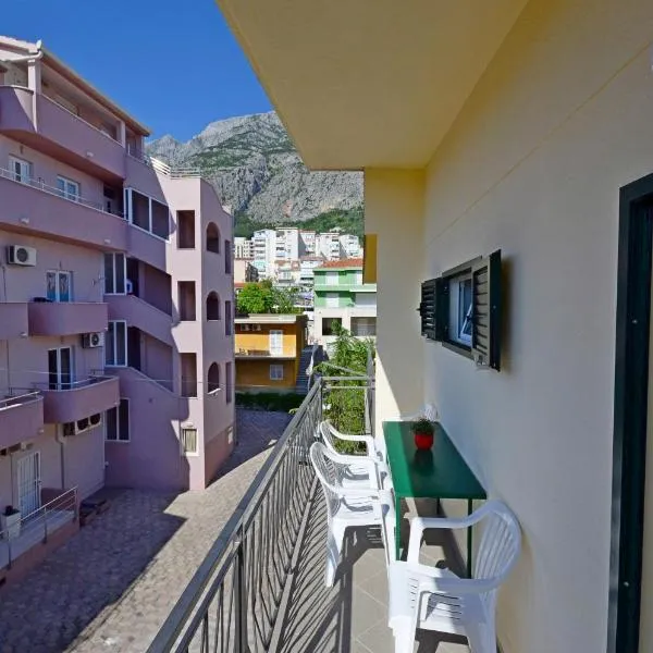 Apartments Joško, hotel in Makarska