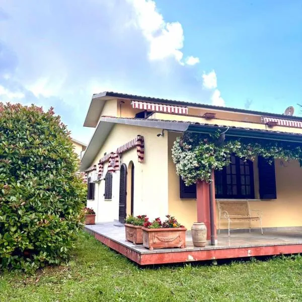 Villa Felicità、ルッカのホテル