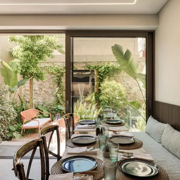 THE NIXON Luxury Suites and Apartment Hotel, hotel en Atenas