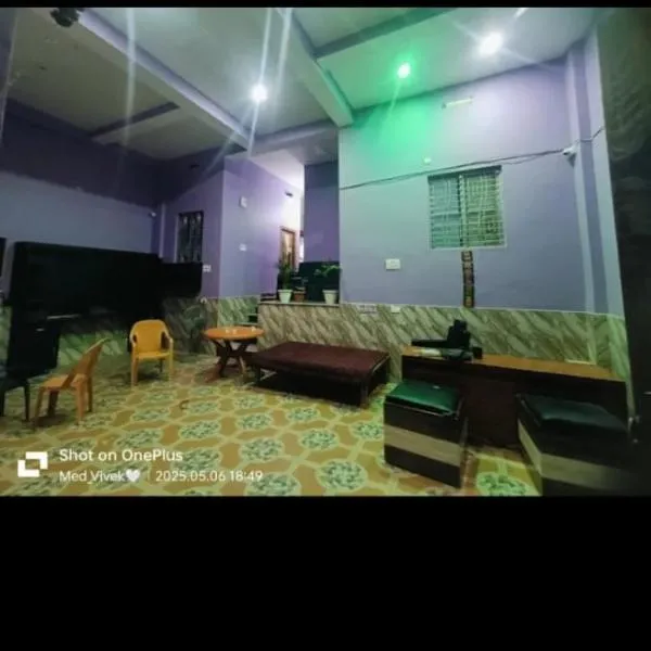Pallavi girl hostel,Laheria Sarāi的飯店
