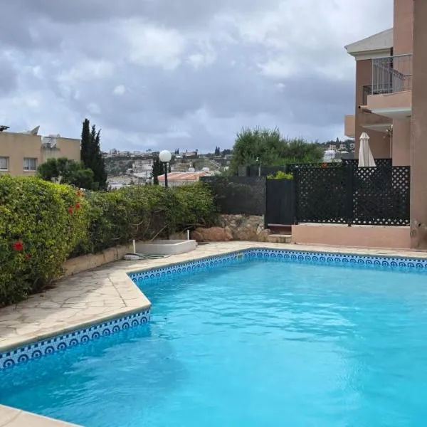 Alithea Townhouse by Staycom, hotel in Peyia