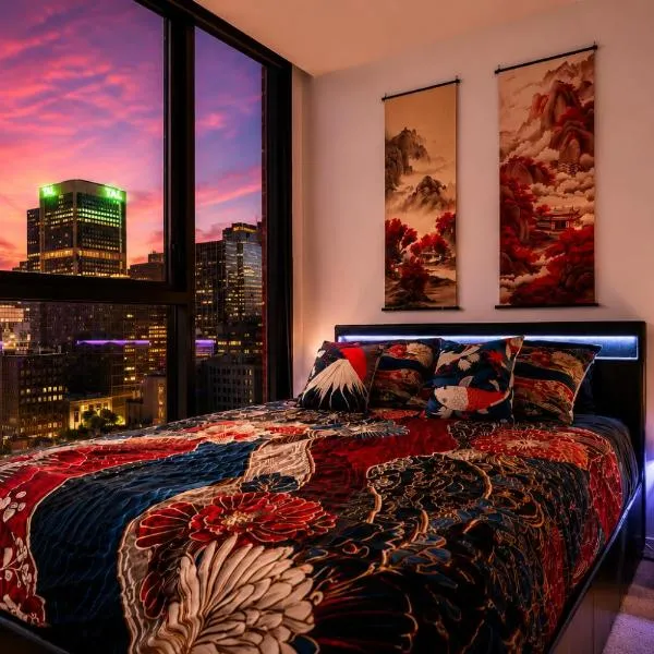 Modern Tokyo Pop 2BR Retreat - Melbourne Central, Hotel in Melbourne
