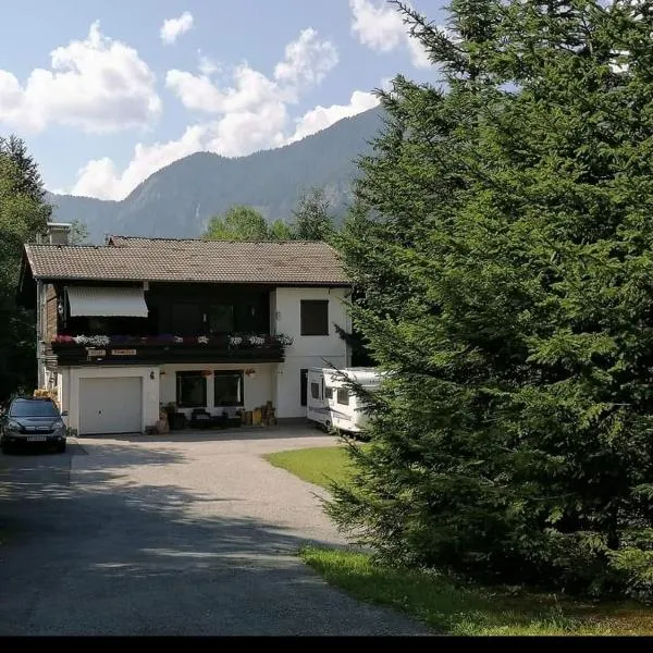 Haus Vanessa kinder appartement, hotel in Kerschdorf