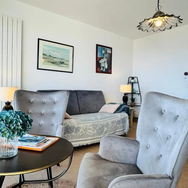 Spacieux 2 pièces vue mer, parking, wifi, ξενοδοχείο σε Quiberon