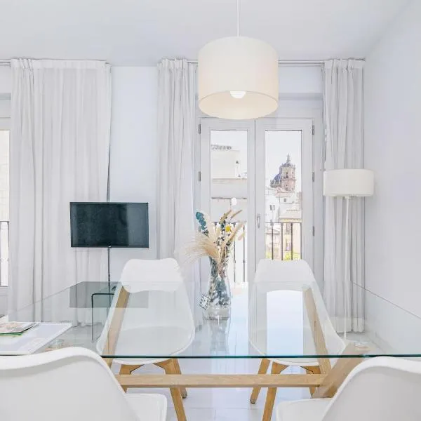 ग्रेनेडा में, होटल Apartamentos Domus con parking gratuito