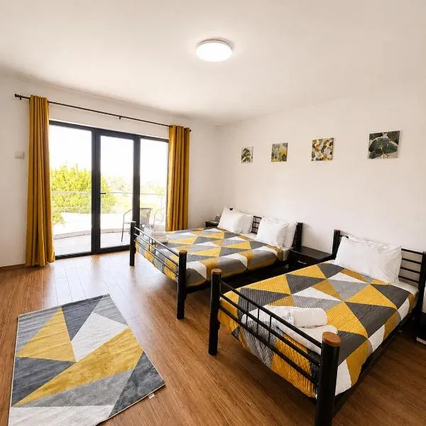 Casa Irina Costinesti, hotel en Schitu