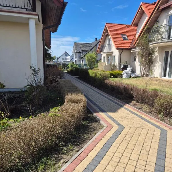 Polanki10 Łebski Dworek u Anity, hotel v destinácii Nowęcin