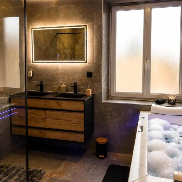 Suite cosy & Balnéo à Pont-à-Mousson 4 personnes, hotell i Pont-à-Mousson