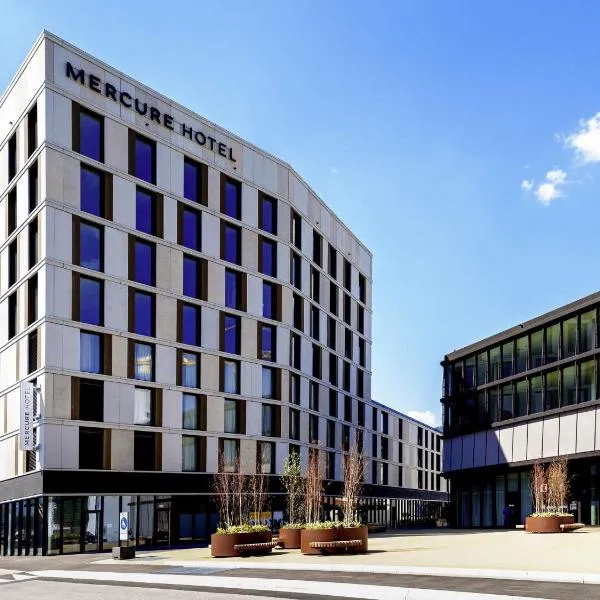 Mercure Hotel Delémont、ドレモンのホテル