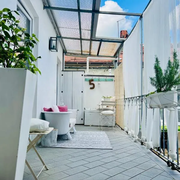 OSPITE al N 5 home, hotel v destinaci Mondovì