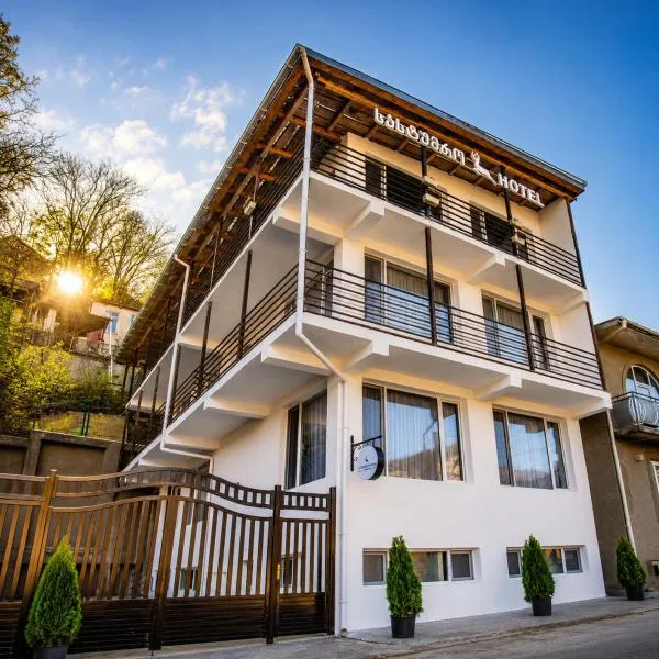 Hotel Caucasus Borjomi, hotel a Borjomi