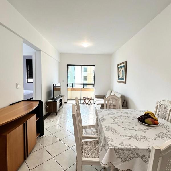 Apto. 2dorm, centro BC, 500m mar - AND402