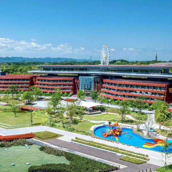 Chengdu Expo Waterfall Hotel - MGallery Collection, hotel Csengtuban