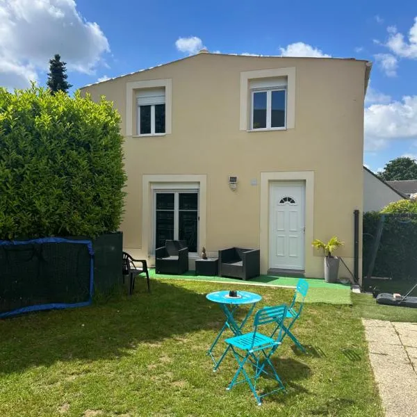 Family House, hotel in Beauvais