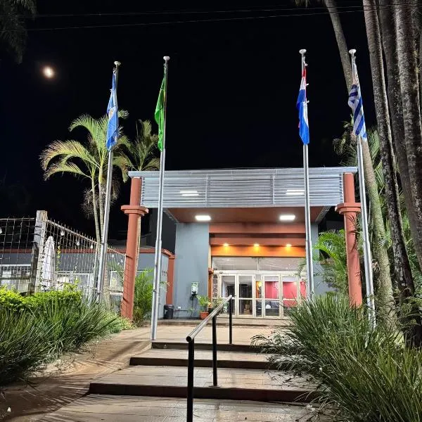 La Mision Posadas, hotel sa Posadas