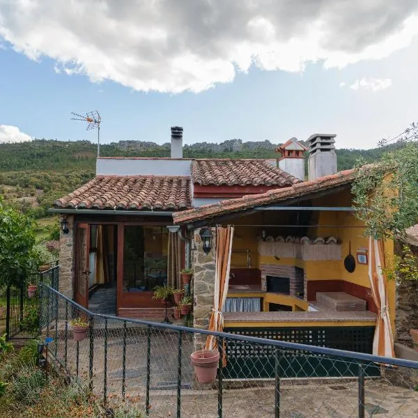 La Cabaña Romantica de Llano, viešbutis mieste Valensija de Alkantara