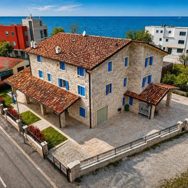 Sandi Suite by the Sea – hotel w mieście Umag