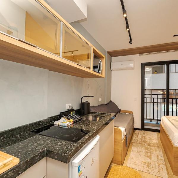 Apartamento 404 - Cena Living · Studio Completo p/ 4 | A/C, Academia e Coworking - Foto 3