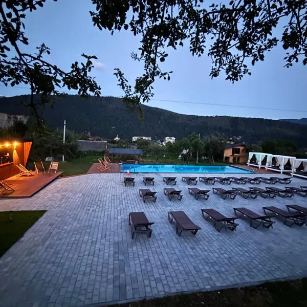 Guculka Apartments, готель у місті Яремче