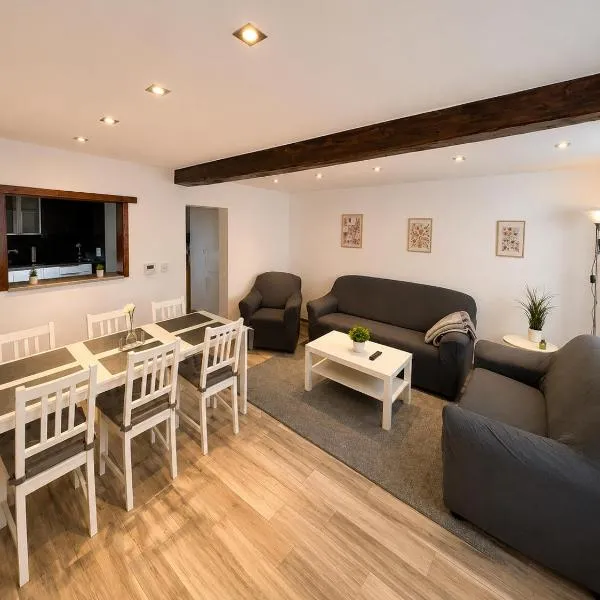 Gemütliche Ferienwohnung、Hackenheimのホテル