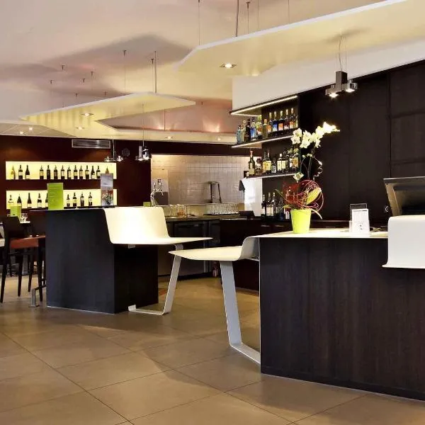Mercure Hexagone Luxeuil, hotel u gradu Luxeuil-les-Bains