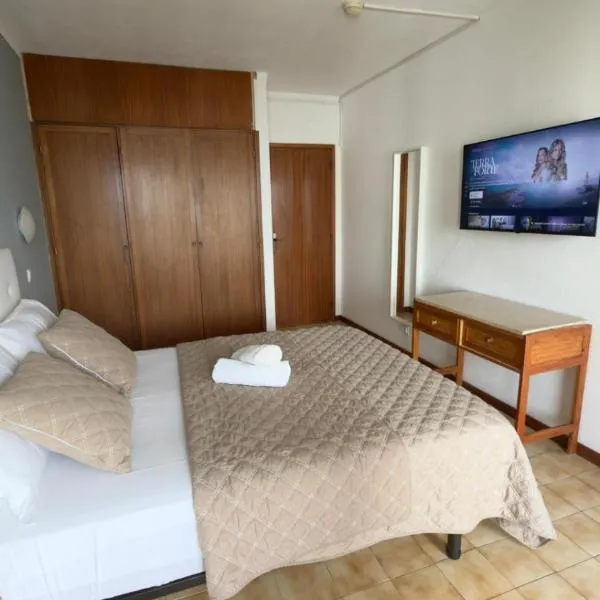 Rocha Paradise Apartment โรงแรมในปอร์ติเมา