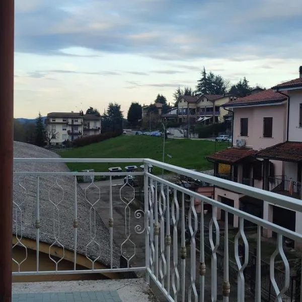 Tiziana Home Savigno, hotel em Savigno