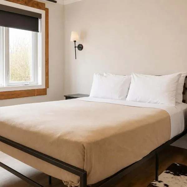 Hôtel Boisé Varennes Grand Montréal - Self Check In, hotel en Varennes
