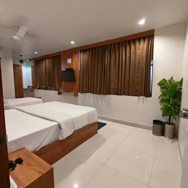 Hotel Royal Relax, viešbutis mieste Gandhinagaras