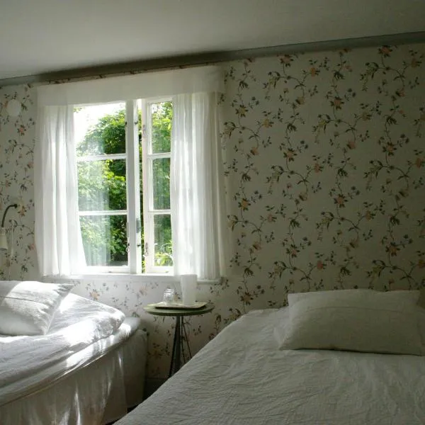 Uddens Bed & Breakfast, hotel en Öregrund