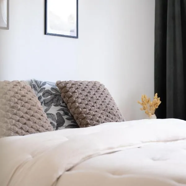 Kaiteran Helmi 54m2 sauna free parking: Kuusamo şehrinde bir otel