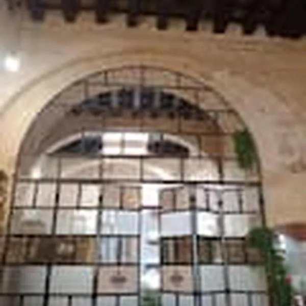 Charming 16th-Century Loft, מלון בסאנלוקאר דה באראמדה