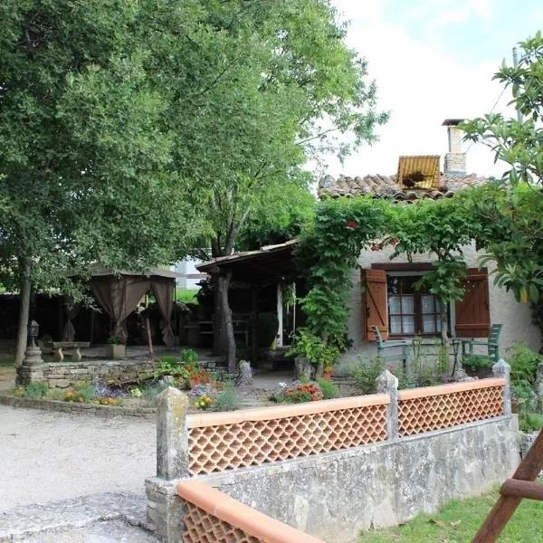 Le Cabanon, hotel en Mane