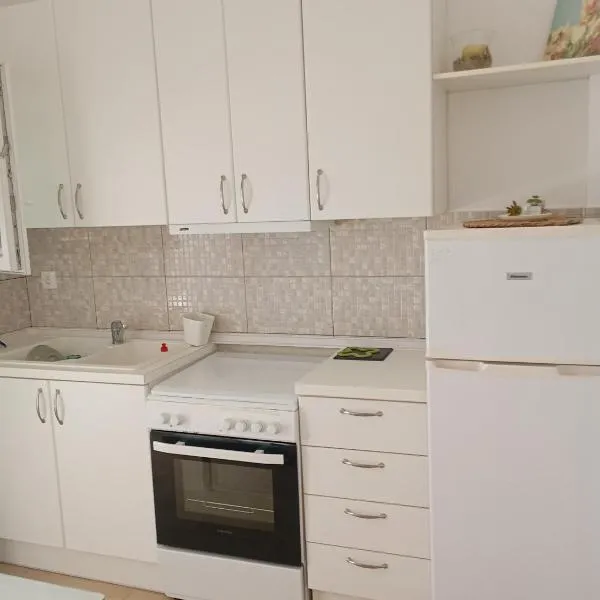 Christine Sea view Kallithea，卡桑德莉亞的飯店