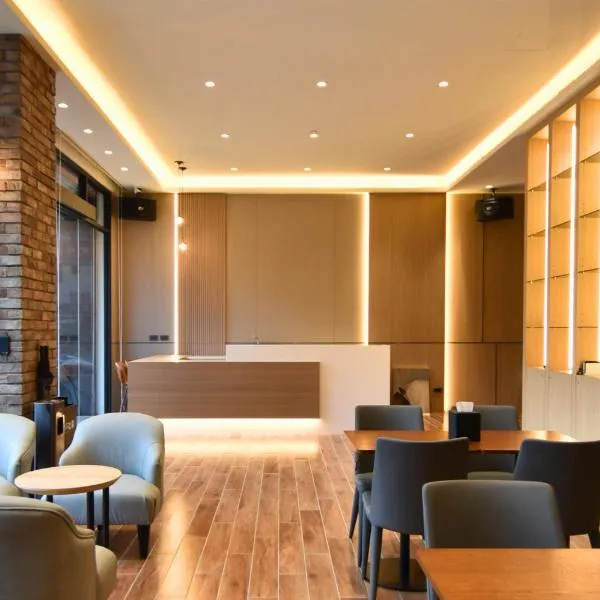 Cheng House, hotel in Yuchi