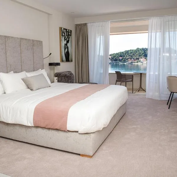 Hotel M, hotel en Zaton