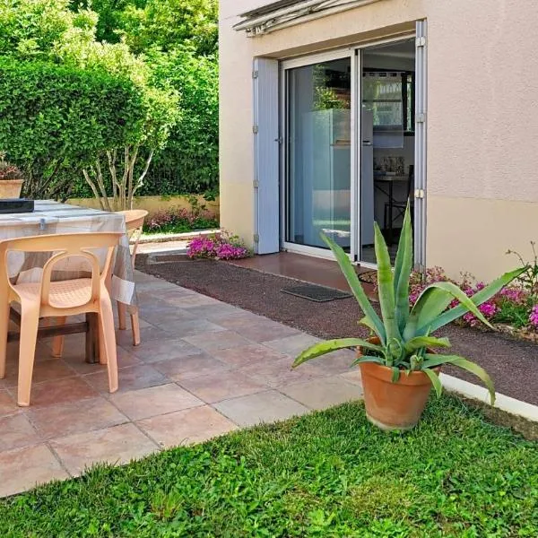 Le Justina - Appartement 2pers - Jardin - Parking, hotel v destinácii Valence