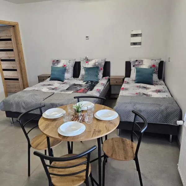 Hostel 405, hotel in Polanka Wielka