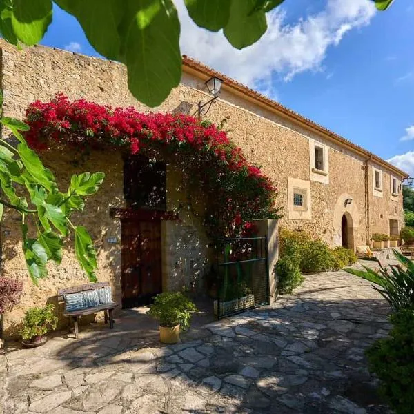 Agroturismo Can Guillo, hotel in Pollença