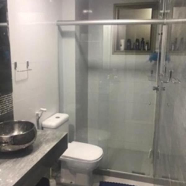 Apartamento De frente ao mar, linda varanda com churrasqueira - Foto 3