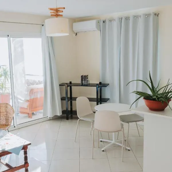 Résidence OHANA, hotel in Bouéni