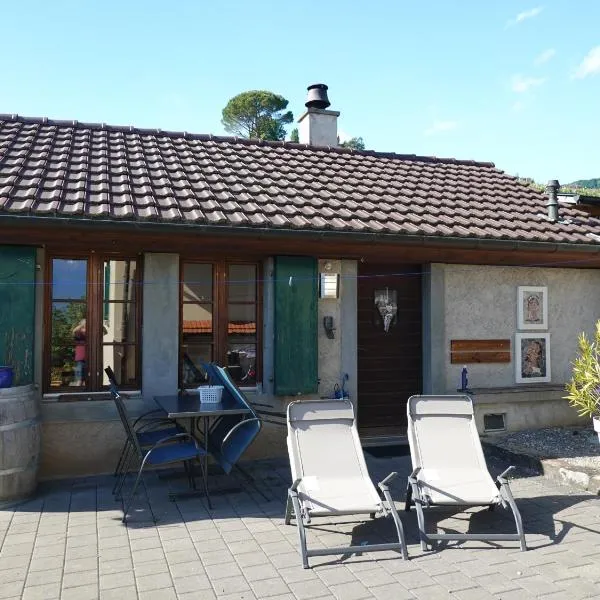 "Les Échalas" Charmante maison au coeur du Lavaux, Cully, hôtel à Cully