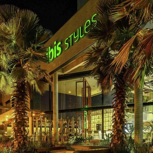 ibis Styles Porto Alegre Moinhos de Vento, hotel sa Porto Alegre