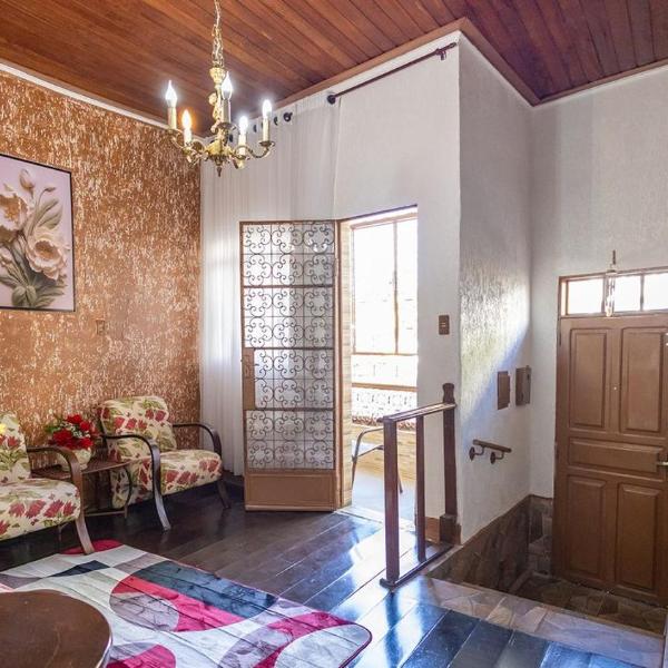 Casa Pet Friendly para 6 pessoas a 450m da UFSJ