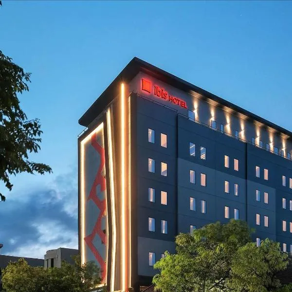 ibis Surabaya Tidar, hotel Surabayában