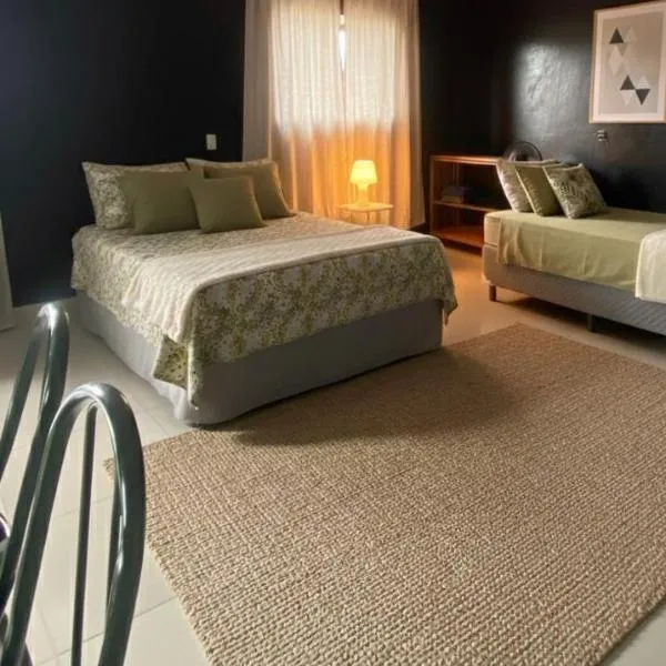 FLAT ZONA NORTE NATAL PRÓX PRAIA GENIPABU ou shopping partage, hotel em Natal
