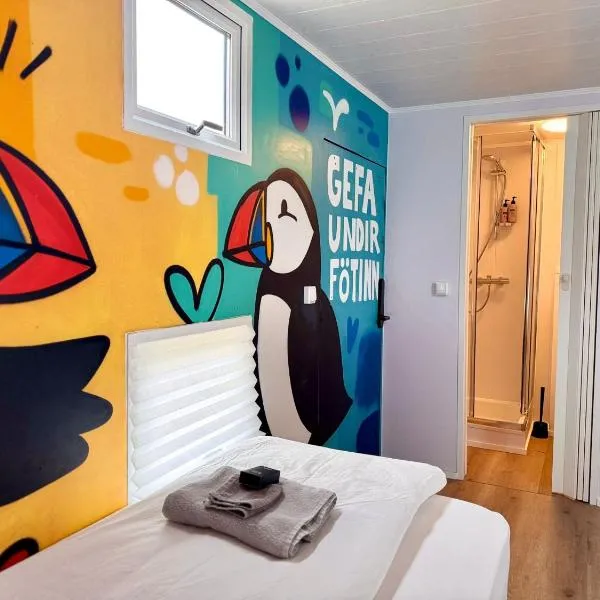 Stafholt में, होटल Hvítá Trucks by Ourhotels